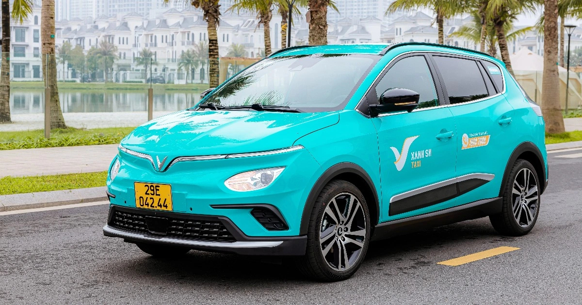 cac-cach-goi-xe-taxi-dien-xanh-sm-anh2-crop-1681461555438.jpg